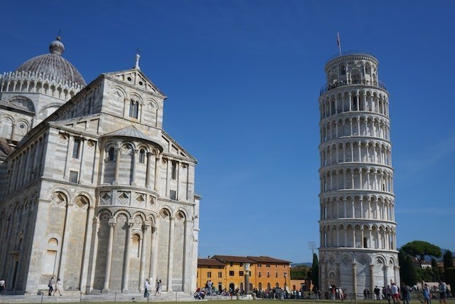 5 buildings with amazing design you should visit this year